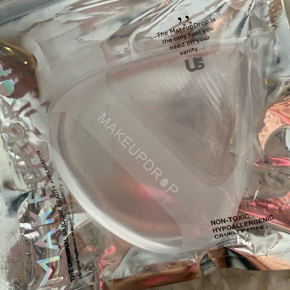Makeupdrop Silicone Applicator - Picture 2 of 3